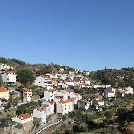 Casa Do Sapateiro * Sobral de Sao Miguel