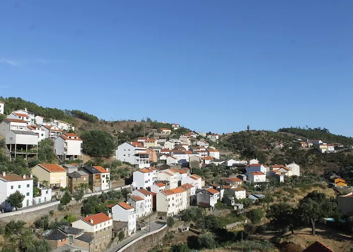 Casa Do Sapateiro * Sobral de Sao Miguel
